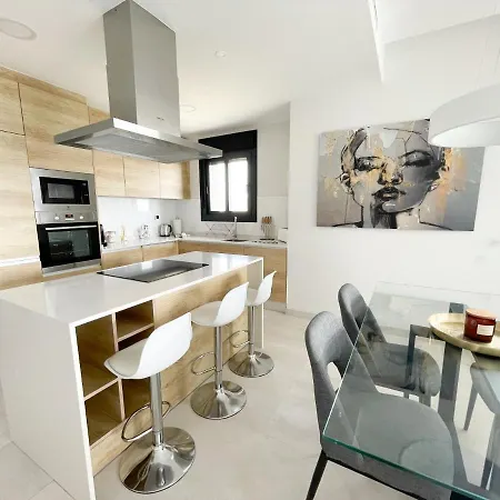 Sunset Waves 3 By United Renters *