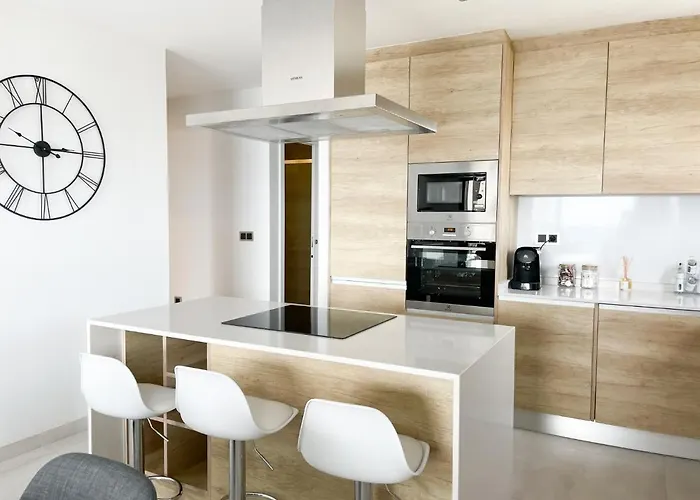 Sunset Waves 3 By United Renters Benidorm
